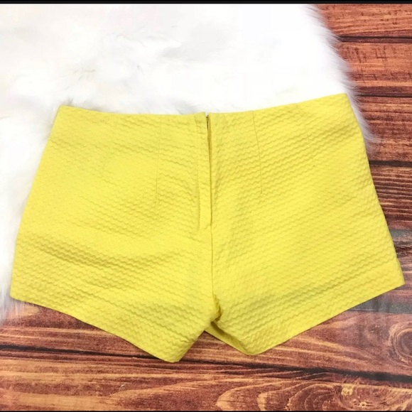 Lilly Pulitzer Liza Shorts NWT Size 8 Sunglow - Picture 4 of 7